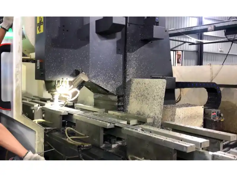 Precision CNC machining of aluminum profiles at Shenghai Aluminum factory, achieving ±0.1mm tolerance for industrial and architectural projects.